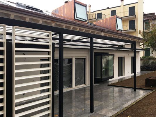 Pergola e frangisole - abitazione