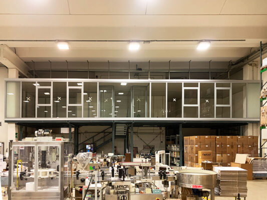Vetrata, serramenti in alluminio - industria